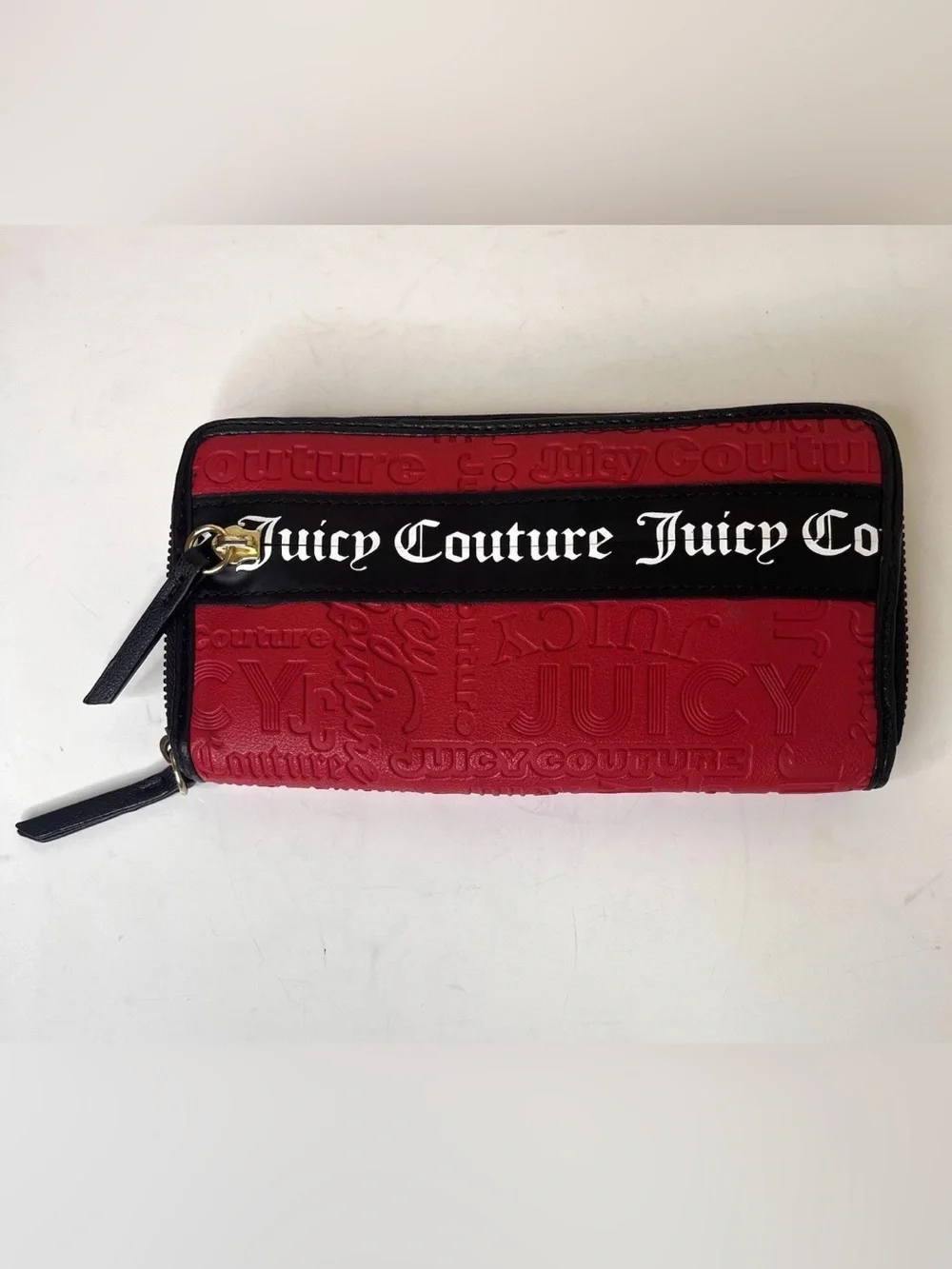 Juicy Couture Red Embossed Zip-Around Wallet with Black Logo Band NWOT